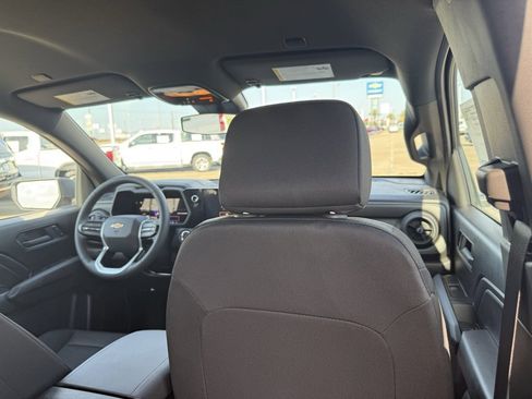 New 2026 Chevrolet Colorado W/T image 44