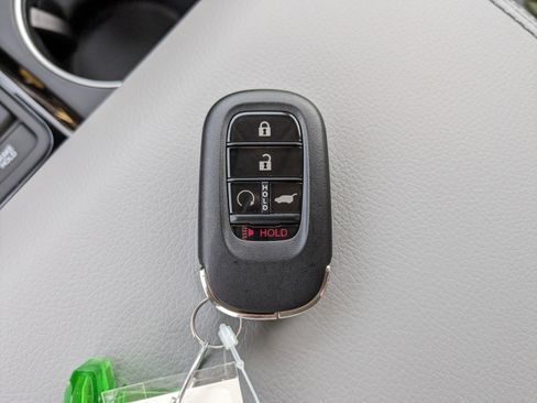 New 2025 Honda Pilot Touring image 33