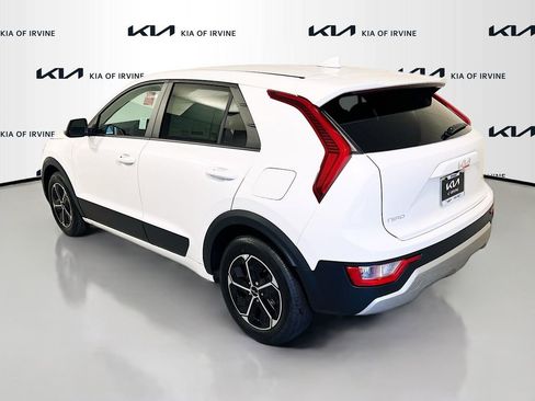New 2026 Kia Niro LX FWD image 5