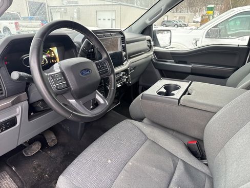 Used 2024 Ford F150 XLT image 2