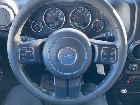 Used 2018 Jeep Wrangler Unlimited Sport S AWD/4WD image 11