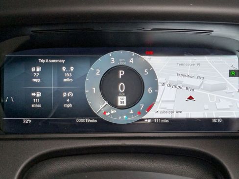 New 2026 Land Rover Range Rover Velar Dynamic SE image 11