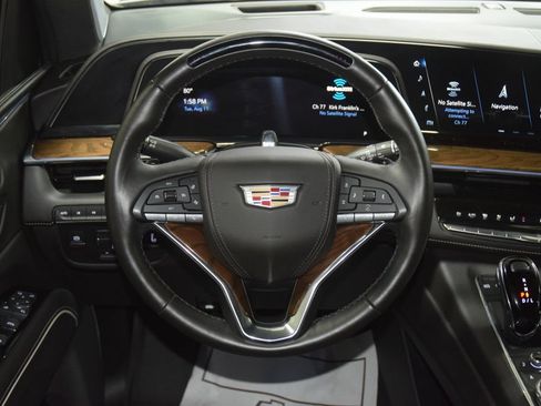 Used 2024 Cadillac Escalade Sport Platinum w/ Heavy-Duty Trailer Package AWD/4WD image 40