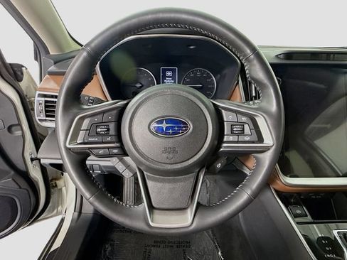 Used 2022 Subaru Outback Touring XT AWD/4WD image 11