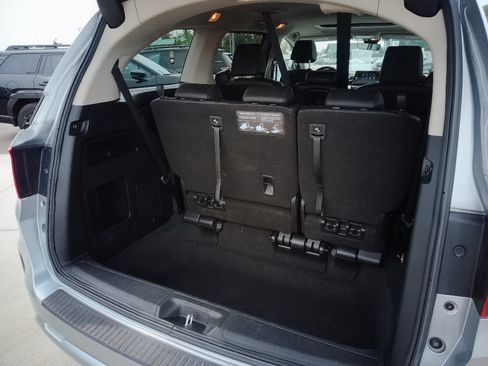 Used 2025 Honda Odyssey EX-L image 16