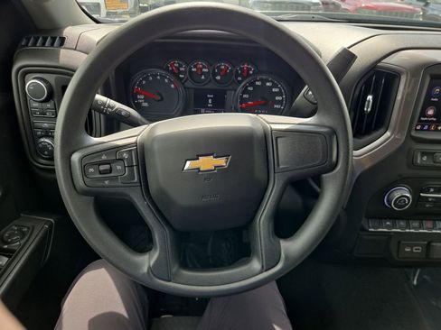 Used 2022 Chevrolet Silverado 1500 Custom AWD/4WD image 15