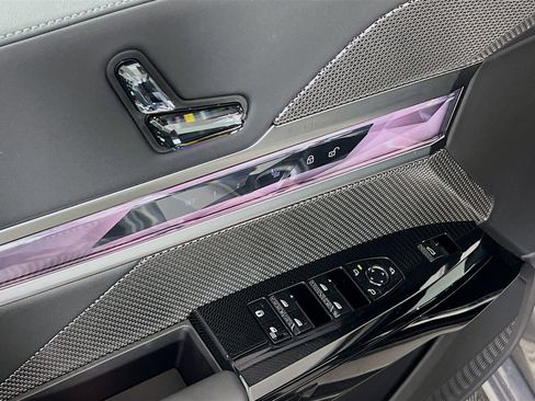 New 2025 BMW i7 xDrive60 image 20