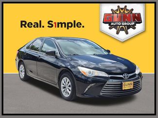 Used 2017 Toyota Camry LE FWD video 1