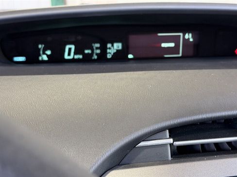 Used 2014 Toyota Prius Two FWD image 21