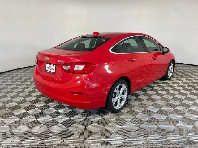 Used 2016 Chevrolet Cruze Premier FWD image 16