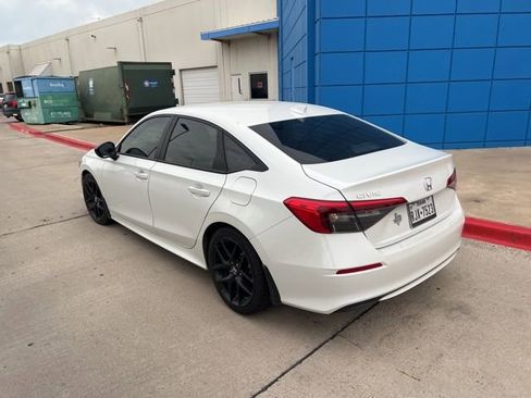 Used 2022 Honda Civic Sport image 8