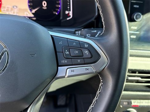 Certified 2023 Volkswagen Taos SEL image 14