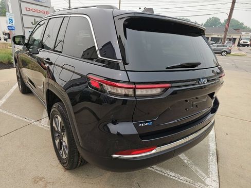 Certified 2023 Jeep Grand Cherokee 4WD 4xe image 12
