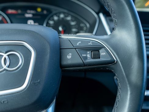 Used 2023 Audi Q5 2.0T Premium w/ Convenience Package image 26