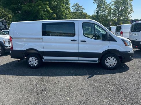 Used 2025 Ford Transit 250 Low Roof w/ Exterior Upgrade Package RWD image 4