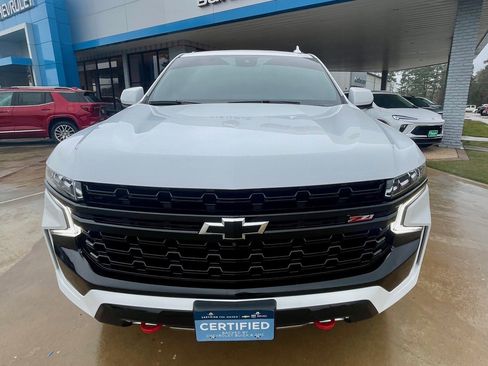 Certified 2023 Chevrolet Tahoe Z71 w/ Luxury Package image 3