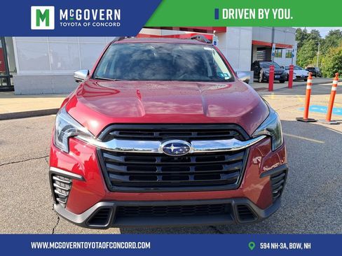 Used 2023 Subaru Ascent Limited w/ Technology Package AWD/4WD image 9