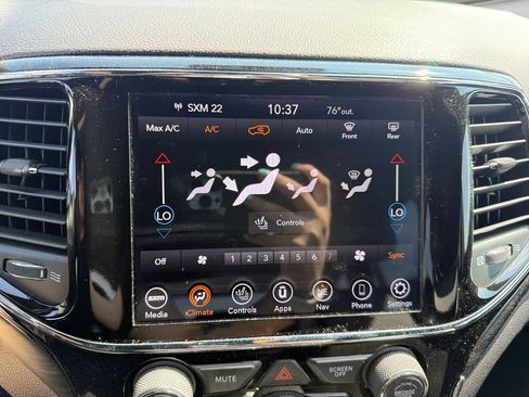 Used 2020 Jeep Grand Cherokee Altitude AWD/4WD image 27