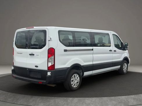 Used 2022 Ford Transit 350 XLT image 5