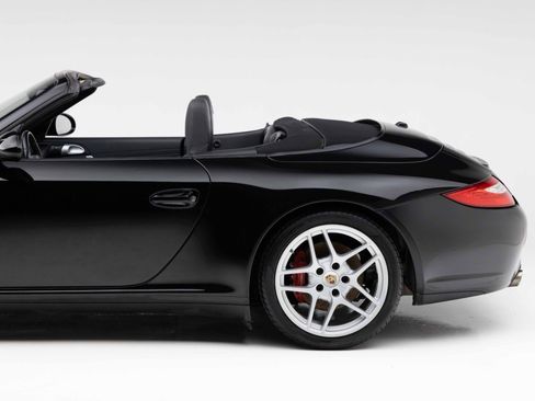Used 2009 Porsche 911 Carrera 4S AWD/4WD image 39
