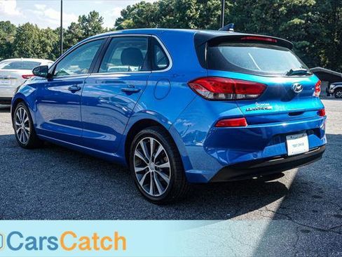 Used 2018 Hyundai Elantra GT image 13