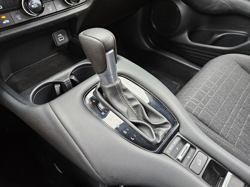 Used 2024 Honda HR-V LX image 27