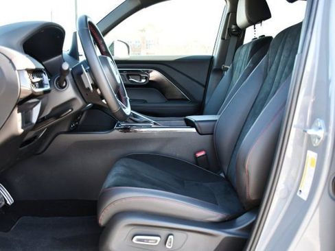 Certified 2025 Acura ADX A-Spec image 16