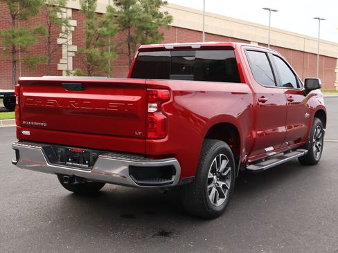 Used 2024 Chevrolet Silverado 1500 LT w/ Leather Package RWD image 28