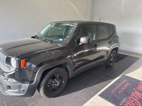 Used 2017 Jeep Renegade Sport w/ Power & Air Group FWD image 1