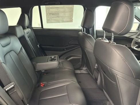 New 2026 Jeep Cherokee Limited image 27