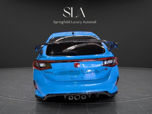 Used 2024 Honda Civic Type R image 6