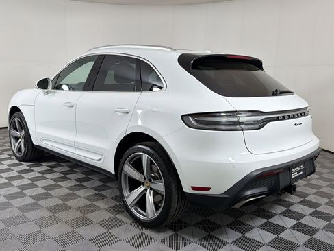 Used 2025 Porsche Macan image 3