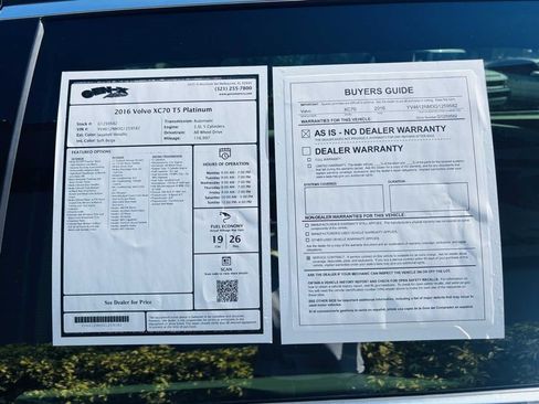 Used 2016 Volvo XC70 T5 Platinum w/ Protection Package image 28