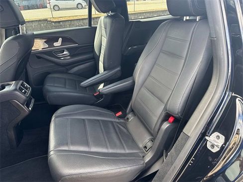 Used 2021 Mercedes-Benz GLS 450 4MATIC image 18