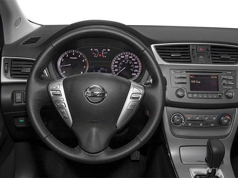 Used 2014 Nissan Sentra SL w/ Premium Package FWD image 6