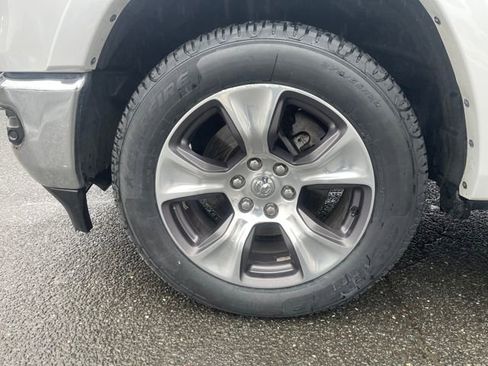 Used 2022 RAM 1500 Laramie AWD/4WD image 36