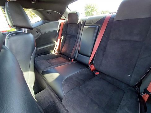 Used 2016 Dodge Challenger SRT Hellcat image 14