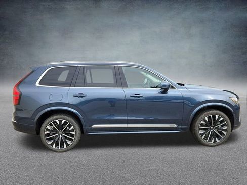 New 2025 Volvo XC90 B6 Plus w/ Protection Package Premier image 8