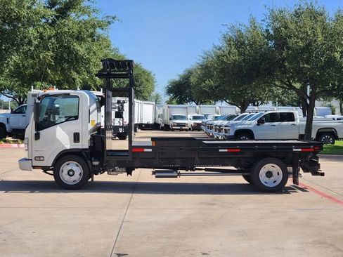 New 2024 Chevrolet Low Cab Forward RWD image 11