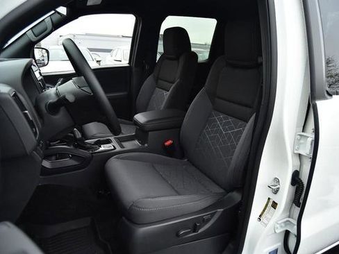 New 2026 Nissan Frontier SV w/ Tow Package image 21