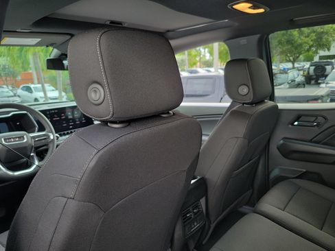New 2026 GMC Canyon Elevation w/ Convenience Package RWD image 13