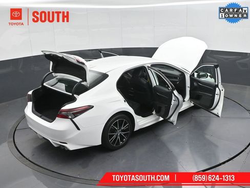 Used 2024 Toyota Camry SE image 54