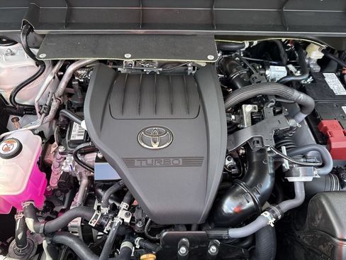 Certified 2026 Toyota Highlander XSE AWD/4WD image 18