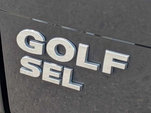 Used 2016 Volkswagen Golf Limited Edition FWD image 11