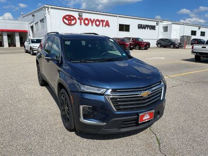 Used 2023 Chevrolet Traverse LT