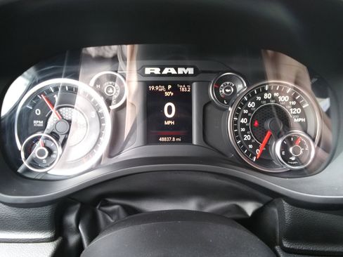 Used 2023 RAM 1500 Big Horn AWD/4WD image 15