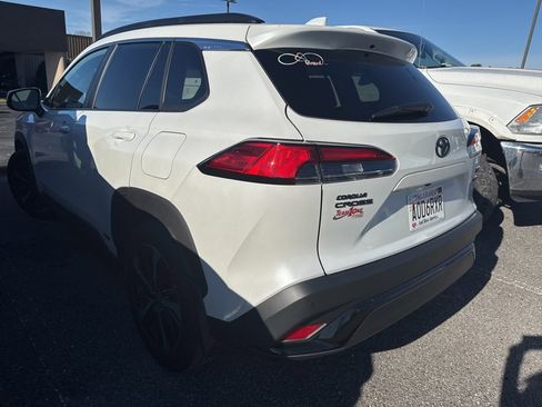 Used 2024 Toyota Corolla Cross XSE image 11