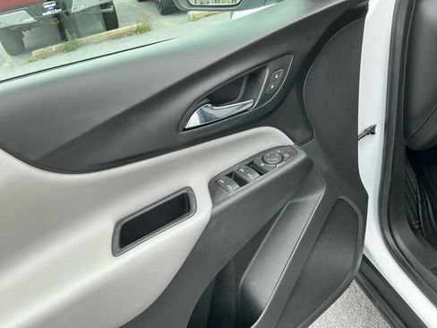 Used 2020 Chevrolet Equinox LT AWD/4WD image 11