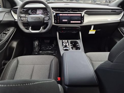 New 2026 Jeep Cherokee Laredo AWD/4WD image 15