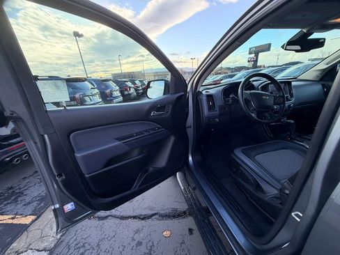 Used 2019 Chevrolet Colorado Z71 image 10